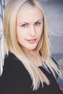Annie McElwain