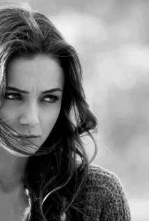 Damla Sönmez